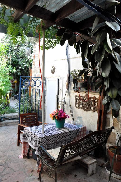 Cozy Garden Apartment Jerusalem Exterior photo
